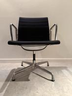 Eames EA108 by Vitra, Huis en Inrichting, Bureaustoelen, Ophalen, Zo goed als nieuw