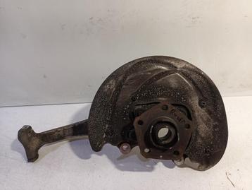 WIELNAAF RECHTS VOOR Audi A4 Avant (B9) (01-2015/10-2019) beschikbaar voor biedingen