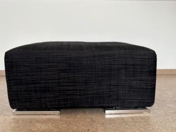Ottoman carré Mahattan 80x80 kleur 6286 Newport grey beschikbaar voor biedingen
