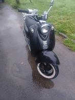 AGM scooter 50 cc.   black edition, Ophalen of Verzenden, Zo goed als nieuw