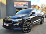 ✔SKODA KAROQ 1.5TSI DSG 2024 Euro6❕ Keyless, Apps, DAB.., Auto's, Stof, 4 cilinders, Zwart, Karoq