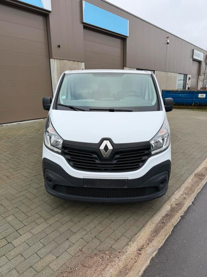 Renault trafic 2018 1.6dci 89 000 km !!!! Airco !!!, Auto's, Bestelwagens en Lichte vracht, Bedrijf, Te koop, Renault, Ophalen