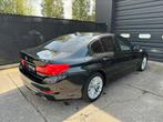 BMW 520d LUXURY LINE PANO DAK SFEERVERLICHTING COMFORT SEATS, Carnet d'entretien, Cuir, Berline, Série 5