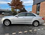 Mercedes E220 CDI elegance 1ste eigenaar 185000km, Auto's, Mercedes-Benz, Voorwielaandrijving, Zwart, 4 cilinders, Parkeersensor