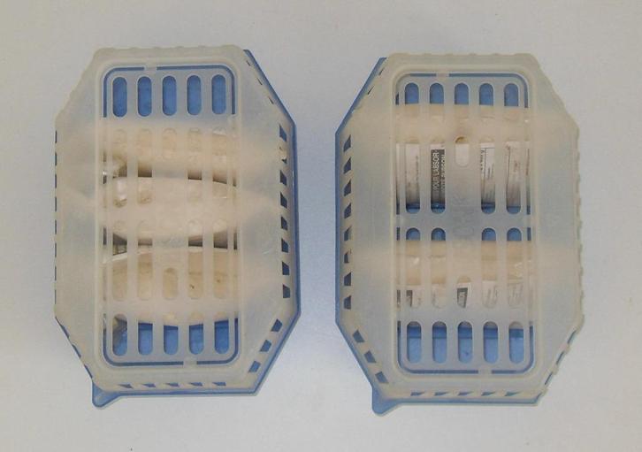 2 ABSORBEURS d'humidité BISON et 5 sacs à granules, Maison & Meubles, Produits de nettoyage, Autres types, Enlèvement