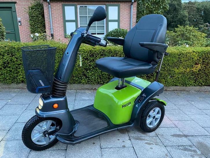 Nieuwstaat Mezzo 4 Life & Mobility Scootmobiel - scooter Pmr, Diversen, Rolstoelen, Zo goed als nieuw, Elektrische rolstoel, Inklapbaar