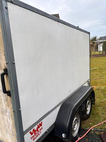Aanhangwagen  beschikbaar voor biedingen