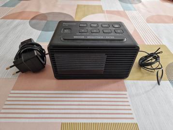 Réveil Panasonic RC-D8 en parfait état, Enlèvement ou Envoi, Comme neuf