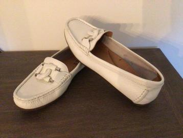 Nieuwe witte mocassins - Cypres - maat 39 beschikbaar voor biedingen