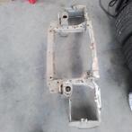 Face avant BMW E30  avec bouts de longerons très on etat, Voor, BMW