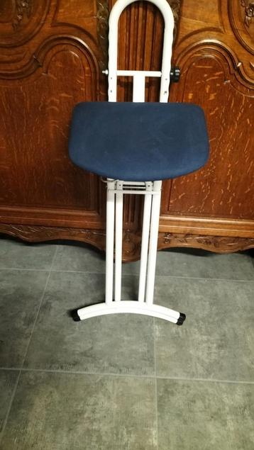 Tabouret de repassage  beschikbaar voor biedingen