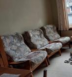 Salon 4 fauteuils - table basse - 2 reposes pieds, Gebruikt, Hout, Ophalen