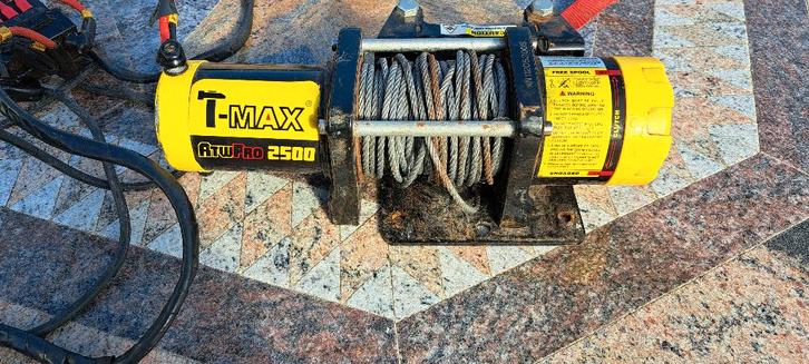 Elektrische lier TE KOOP, Doe-het-zelf en Bouw, Lieren en Takels, Zo goed als nieuw, Elektrisch, Ophalen