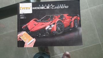 Sportwagen met bouwstenen te koop beschikbaar voor biedingen