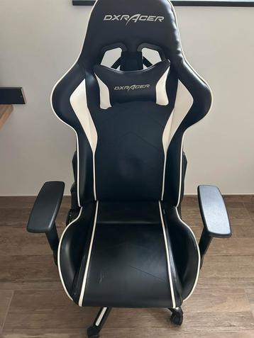 Dxracer gaming chair beschikbaar voor biedingen