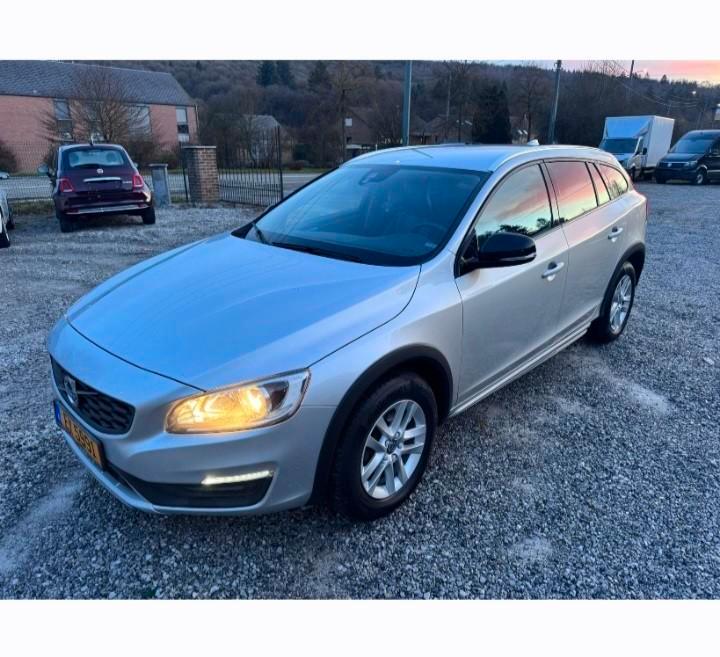 Volvo S60 Country FUUL OPTIONS, Autos, Volvo, Entreprise, Achat, S60, ABS, Intérieur cuir, Peinture métallisée, Diesel, Euro 6