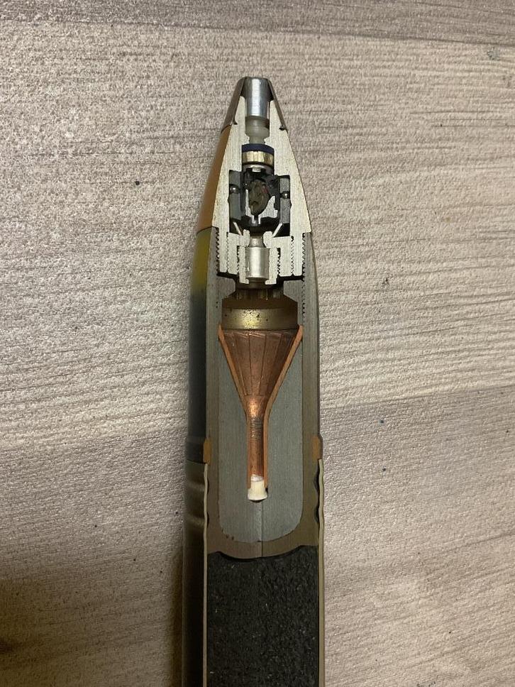 30mm apache HEDP doorsnede munitie patroon, Verzamelen, Militaria | Algemeen, Luchtmacht, Hulzen of Bodemvondsten, Verzenden