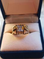 Prachtige 9 karaats gouden ring, Handtassen en Accessoires, Ringen, Verzenden, Zo goed als nieuw, Dame of Heer, Met edelsteen