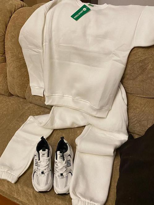 Super beau et confortable costume, Sport en Fitness, Vechtsporten en Zelfverdediging, Nieuw, Overige, Vechtsportpak, Maat S, Ophalen of Verzenden