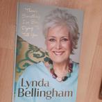 LINDA BELLINGHAM - THERE'S SOMETHING .... - ENGELS, Ophalen of Verzenden, Film, Tv en Media