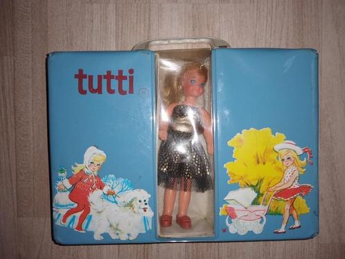 Mattel Poupée Tutti avec valisette de rangement, Verzamelen, Poppen, Gebruikt, Pop, Ophalen of Verzenden