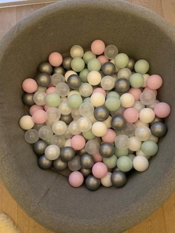 Baby ballenbad MiiiMi XL – Light Grey beschikbaar voor biedingen