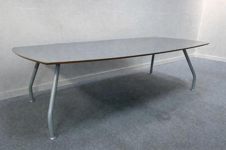 Designtafel wit Twinform (vergadertafel / bureau), Zakelijke goederen, Kantoor en Winkelinrichting | Kantoormeubilair en Inrichting