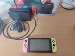 Nintendo Switch (Originele versie) + Dock + Hoes, Ophalen, Zo goed als nieuw, Met 2 controllers, Switch Original
