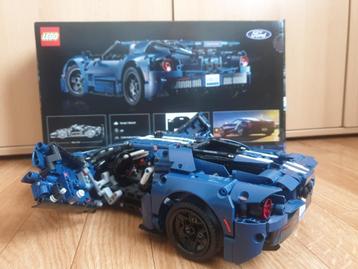 Lego technick. 2 auto's. Zo goed als nieuw. beschikbaar voor biedingen