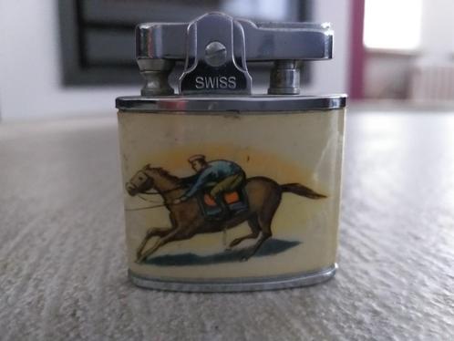 Briquet à essence. Vintage, Collections, Articles de fumeurs, Briquets & Boîtes d'allumettes, Utilisé, Briquet, Enlèvement ou Envoi