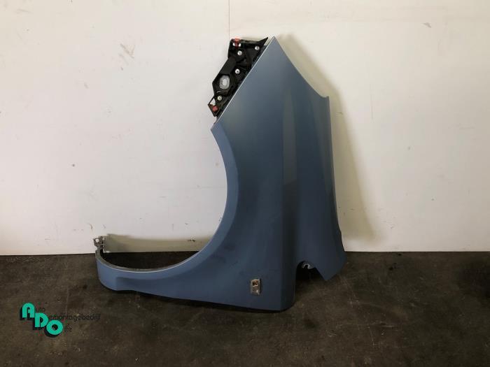 Aile avant gauche d'un Opel Corsa (Corsa D 07-) (Z21C), Autos : Pièces & Accessoires, Carrosserie & Tôlerie, Opel, Utilisé, 3 mois de garantie