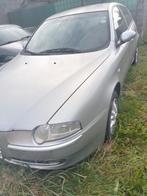 Alfa Romeo 147jtd, Auto's, Voorwielaandrijving, Zwart, Lederen bekleding, Leder