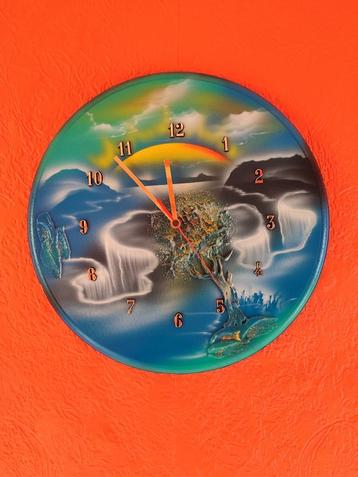Horloge  beschikbaar voor biedingen