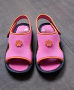 Sandales en rose fuschia pour fille de pointure 30, Enfants & Bébés, Vêtements enfant | Chaussures & Chaussettes, Comme neuf, Fille