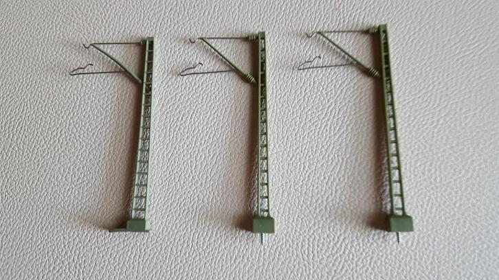 7011 Marklin HO - 3 x Aansluitmast voor brug (B1521005), Hobby en Vrije tijd, Modeltreinen | H0, Zo goed als nieuw, Brug, Tunnel of Gebouw