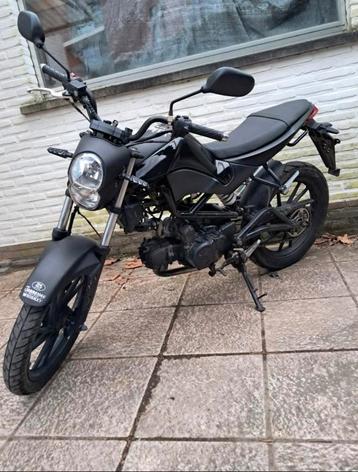 Schakelbrommer 50cc beschikbaar voor biedingen