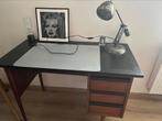 Bureau relooker, Zo goed als nieuw, Bureau