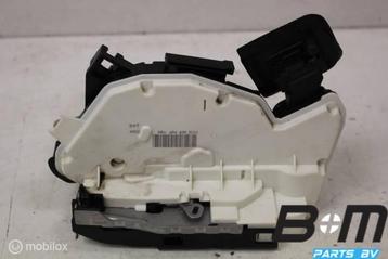 Portierslot LA Volkswagen Polo 6C 5 deurs 6R4839015A beschikbaar voor biedingen