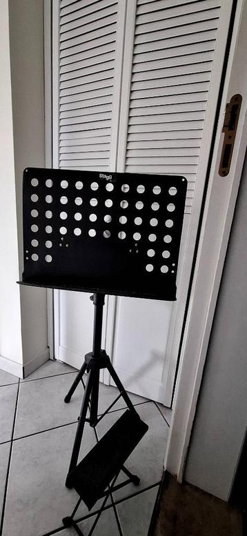 Porte partition de musique et repose pieds, Enlèvement, Comme neuf