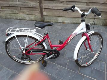 Fiets BNB meisjes rood beschikbaar voor biedingen