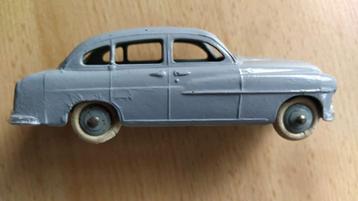 FORD VEDETTE DINKY TOYS No. 24x beschikbaar voor biedingen