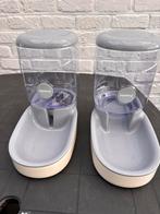 Voerbak en drinkbak dispenser voor honden en katten, Ophalen, Zo goed als nieuw