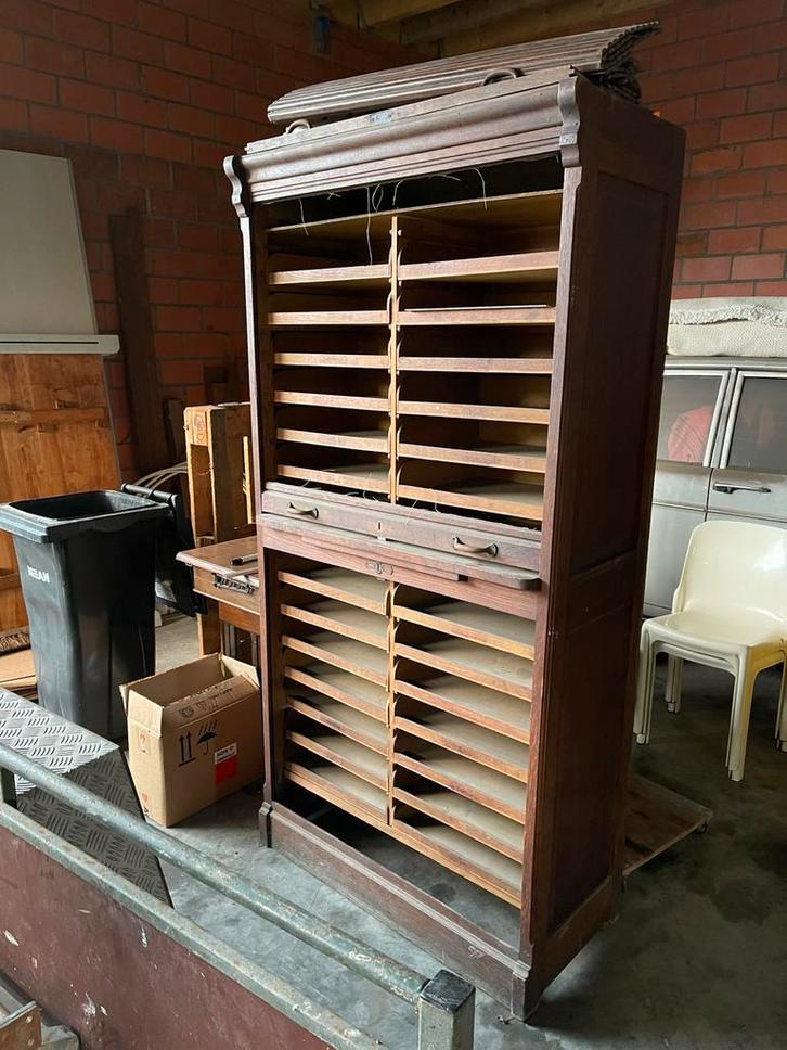 Antieke postvakkast met rolluiken, Antiek en Kunst, Antiek | Meubels | Kasten, Ophalen