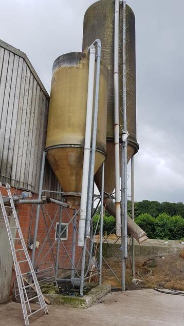 silo 18 ton .7 ton .3.5 ton beschikbaar voor biedingen