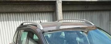 je cherche les barres  latéral de Ford grand C-Max, Autos : Divers, Porte-bagages, Enlèvement ou Envoi, Utilisé
