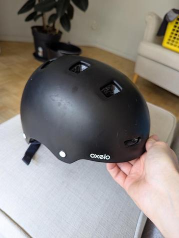 Helm beschikbaar voor biedingen