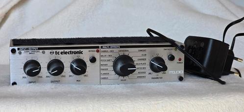 TC Electronic M100 19″ half-rack multi-effectprocessor, Muziek en Instrumenten, Effecten, Zo goed als nieuw, Chorus, Reverb, Ophalen of Verzenden