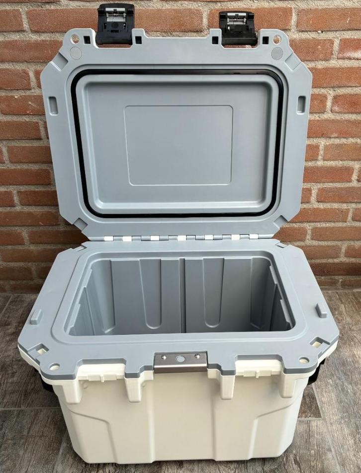DCB KOELBOX BETAALBAAR ALTERNATIEF VOOR PELICAN, Caravans en Kamperen, Koelboxen, Nieuw, Koelbox, Koelelement, Ophalen of Verzenden
