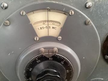 Signaalgenerator TS-413A/U  75 kHz-40 MHz  beschikbaar voor biedingen