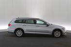 (1YBJ256) VOLKSWAGEN PASSAT VARIANT, Auto's, Volkswagen, Stof, Gebruikt, Euro 6, 120 pk